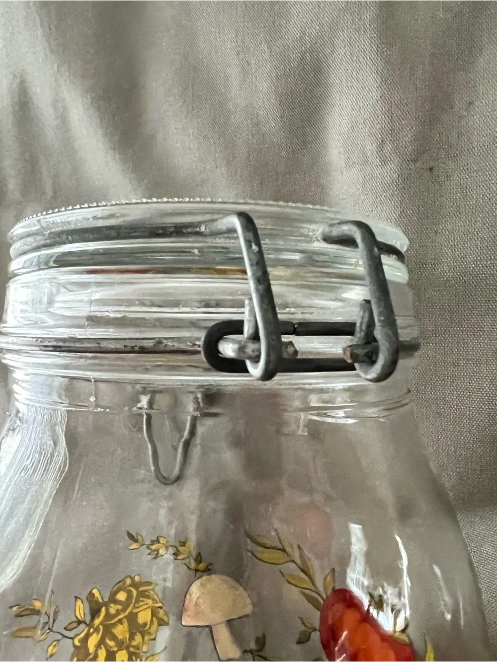 Vintage ARC France 2L Canister Jar with Lid - Mushrooms & Tomatoes
